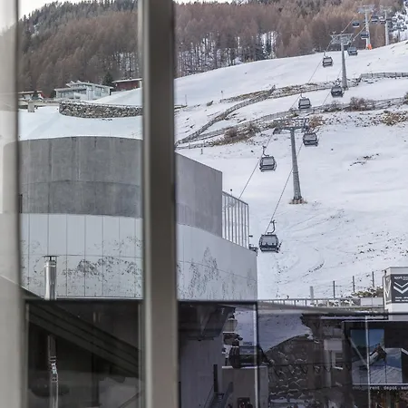 Lägenhet Home4you *