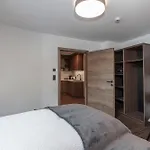Home4you Апартаменты *